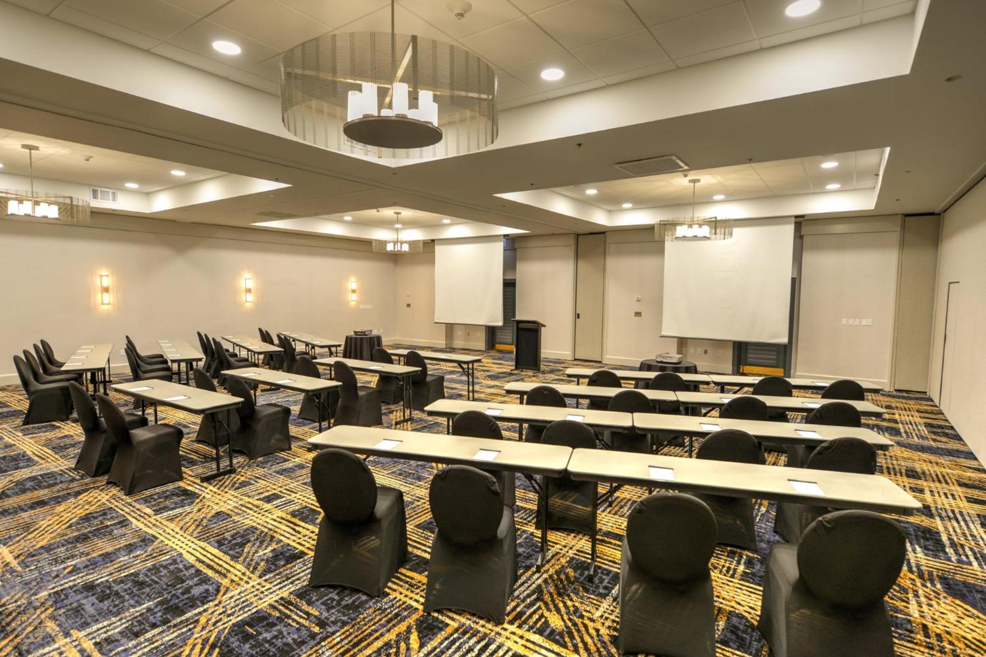 Crowne Plaza Jacksonville Airport By Ihg Exterior photo