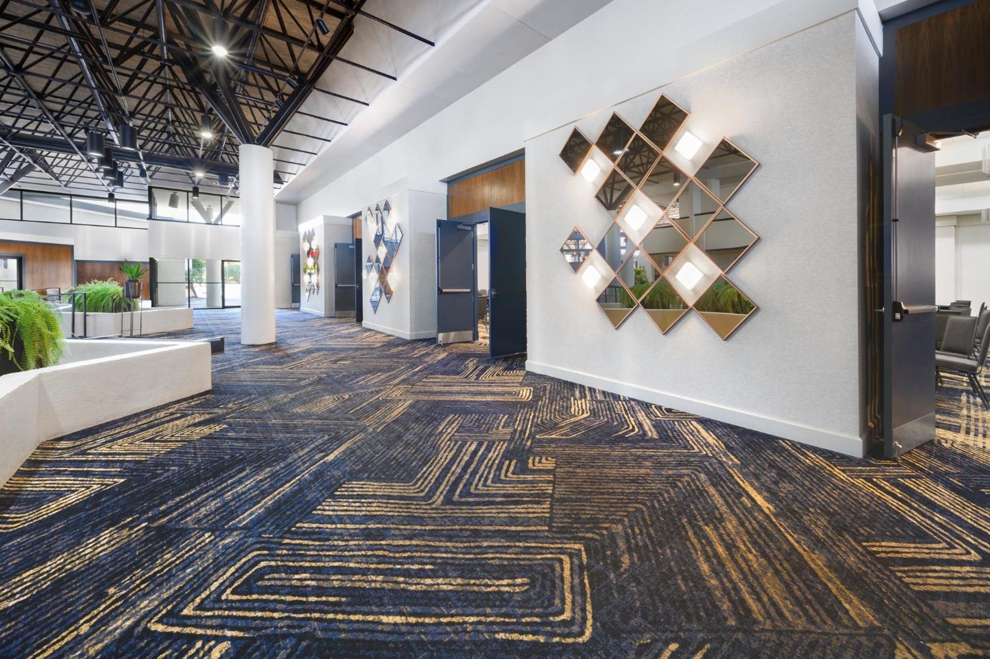 Crowne Plaza Jacksonville Airport By Ihg Exterior photo