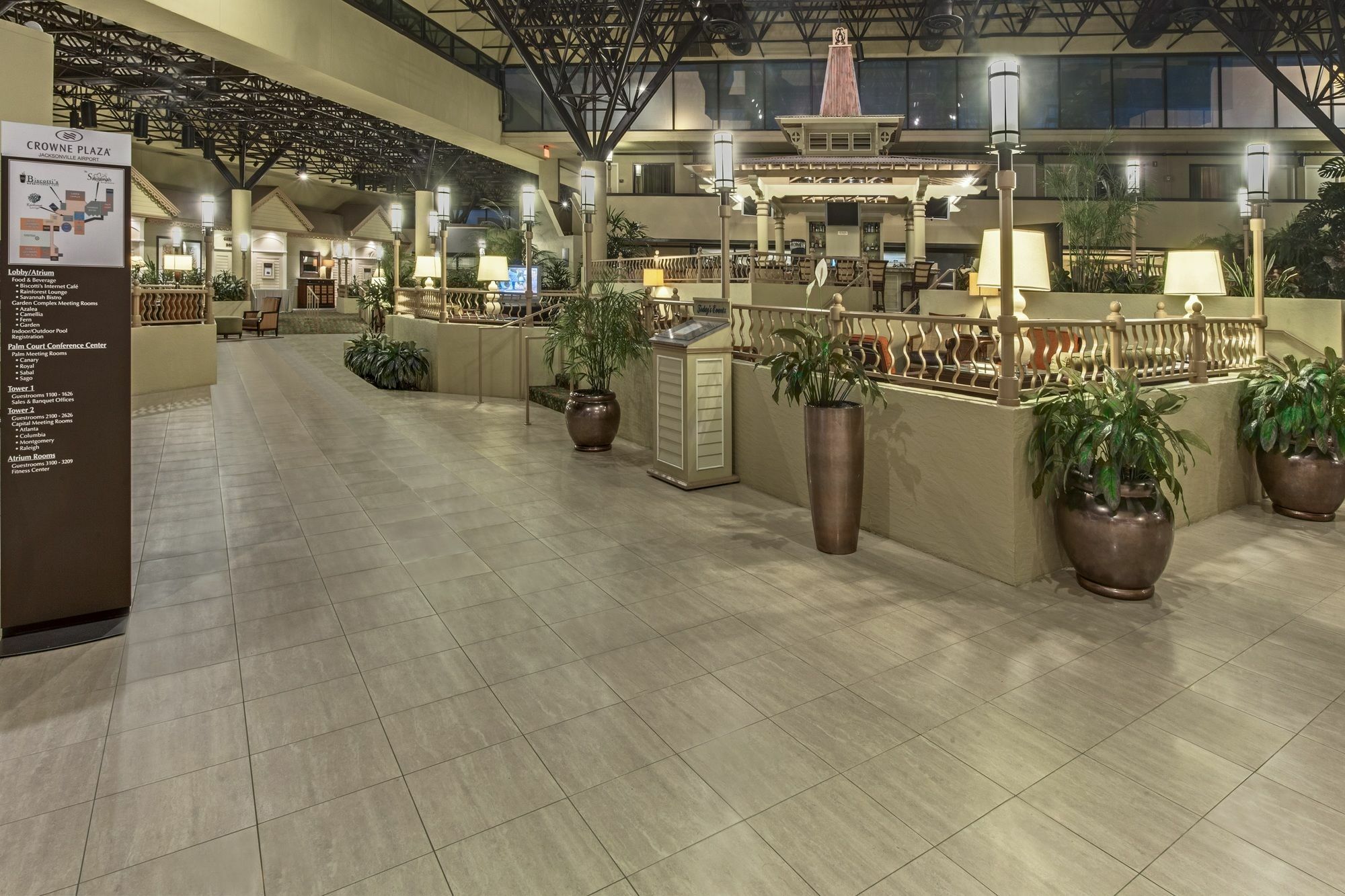 Crowne Plaza Jacksonville Airport By Ihg Exterior photo